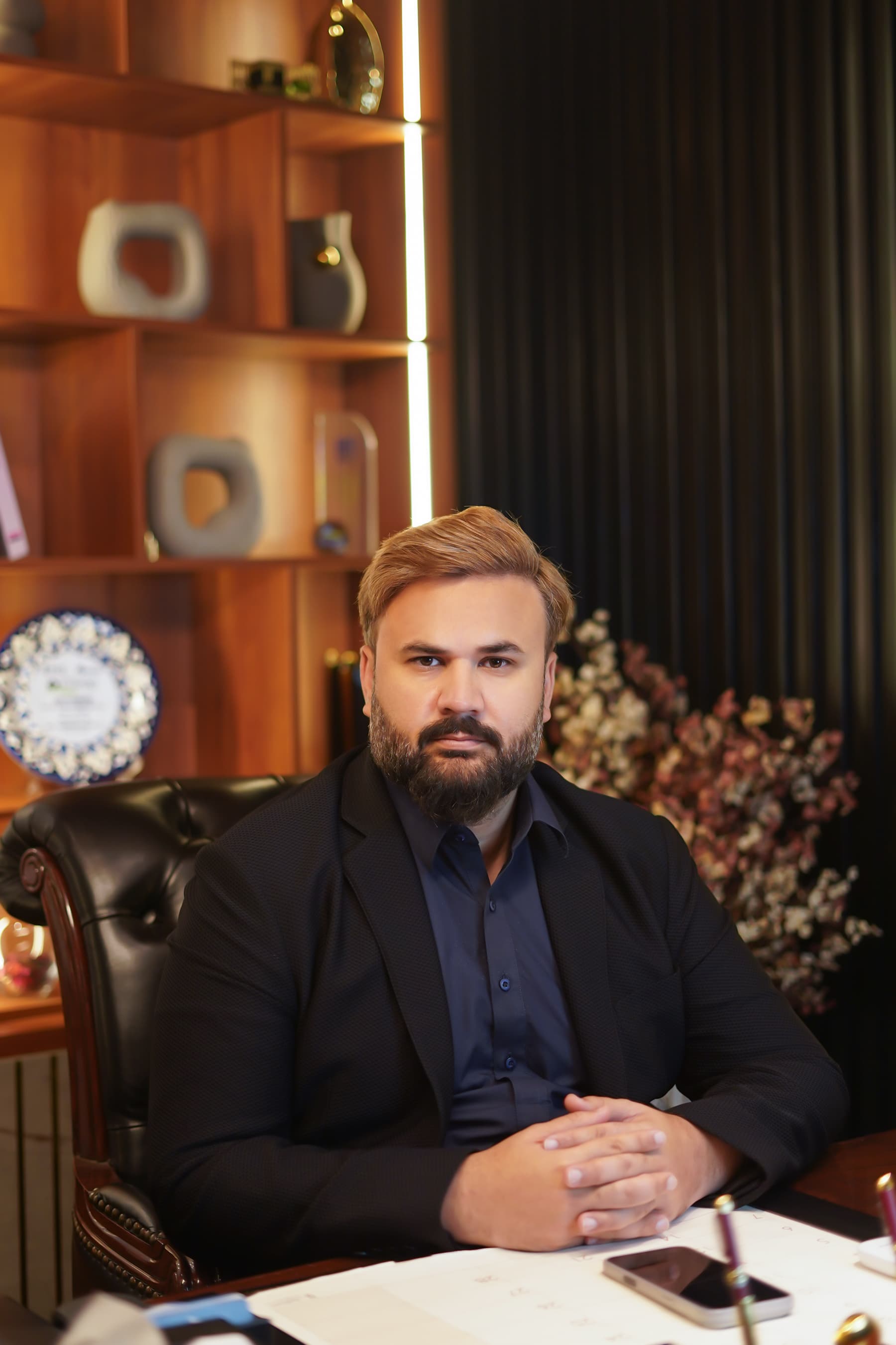 Zeeshan Shoukat — CEO, HR Group